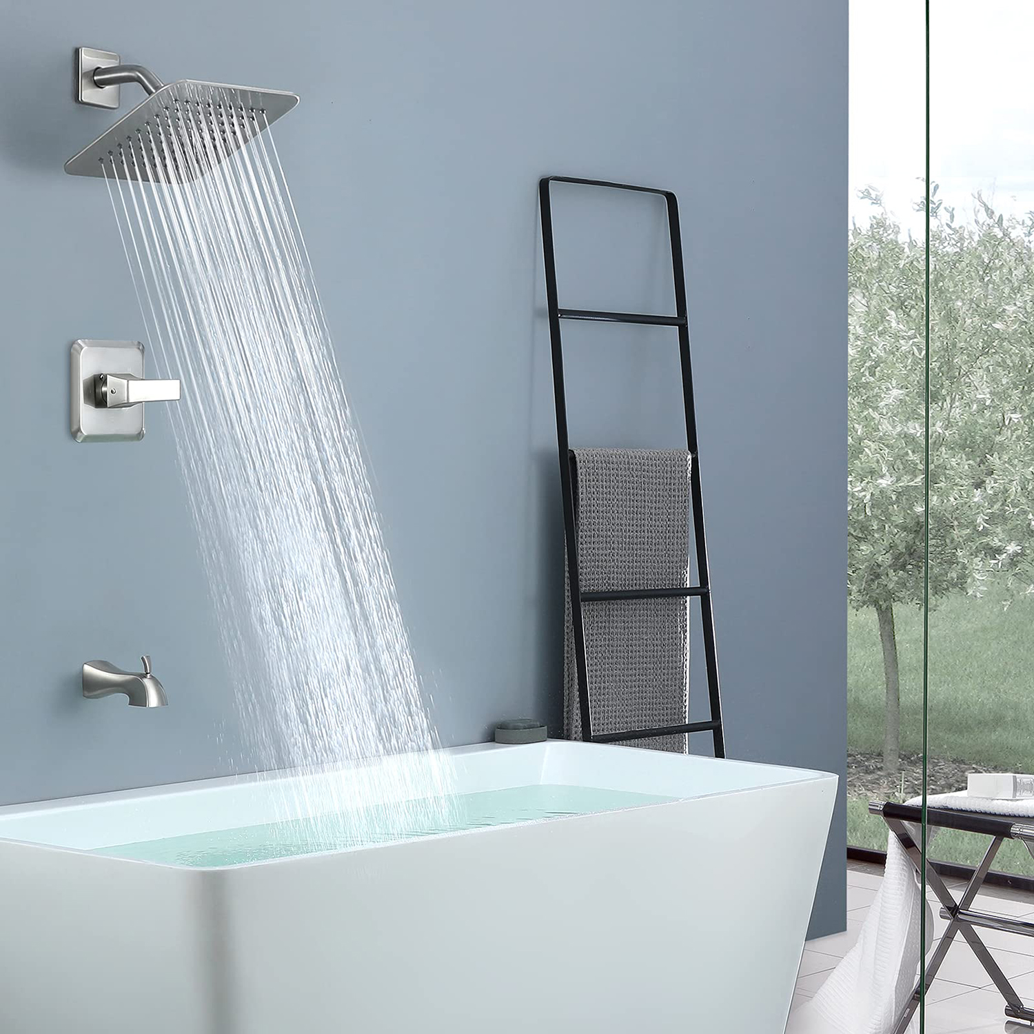 Set doccia Aquacubic da incasso in cromo lucido, montaggio a parete, sistema doccia ad alta pressione