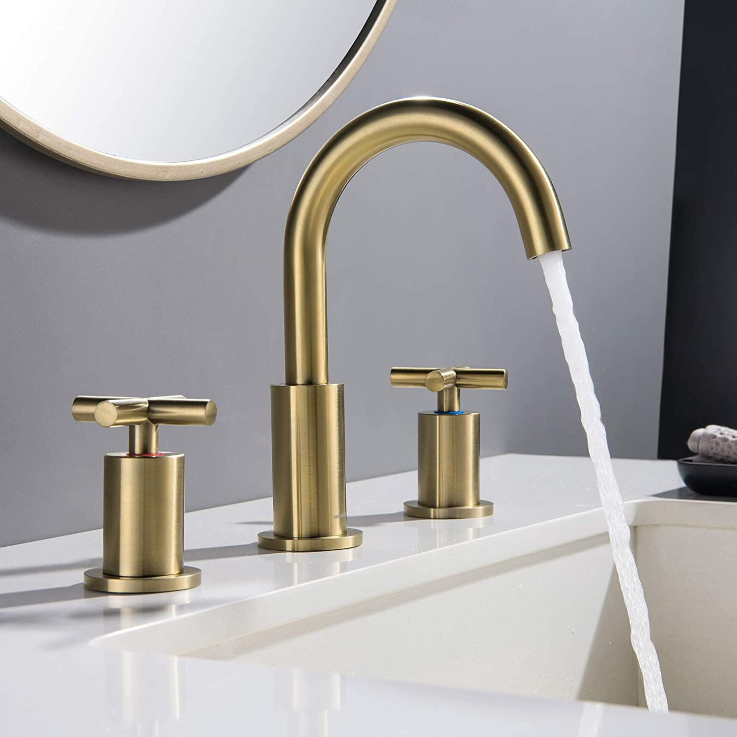 Rubinetto per lavabo e bagno diffuso in ottone massiccio cromato a 3 fori di vendita calda di Aquacubic