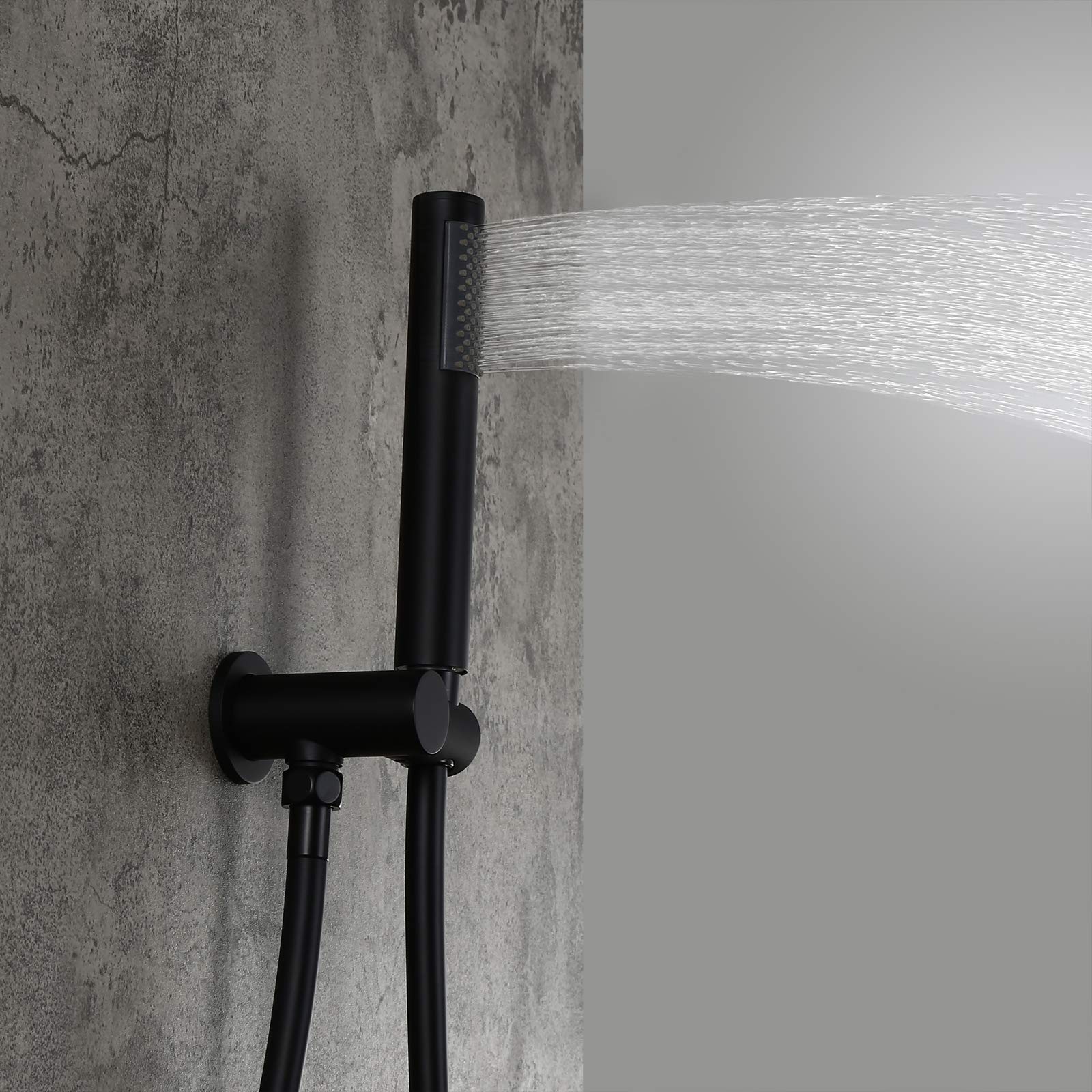 Sistema di soffione doccia Aquacubic montato a soffitto con doccetta