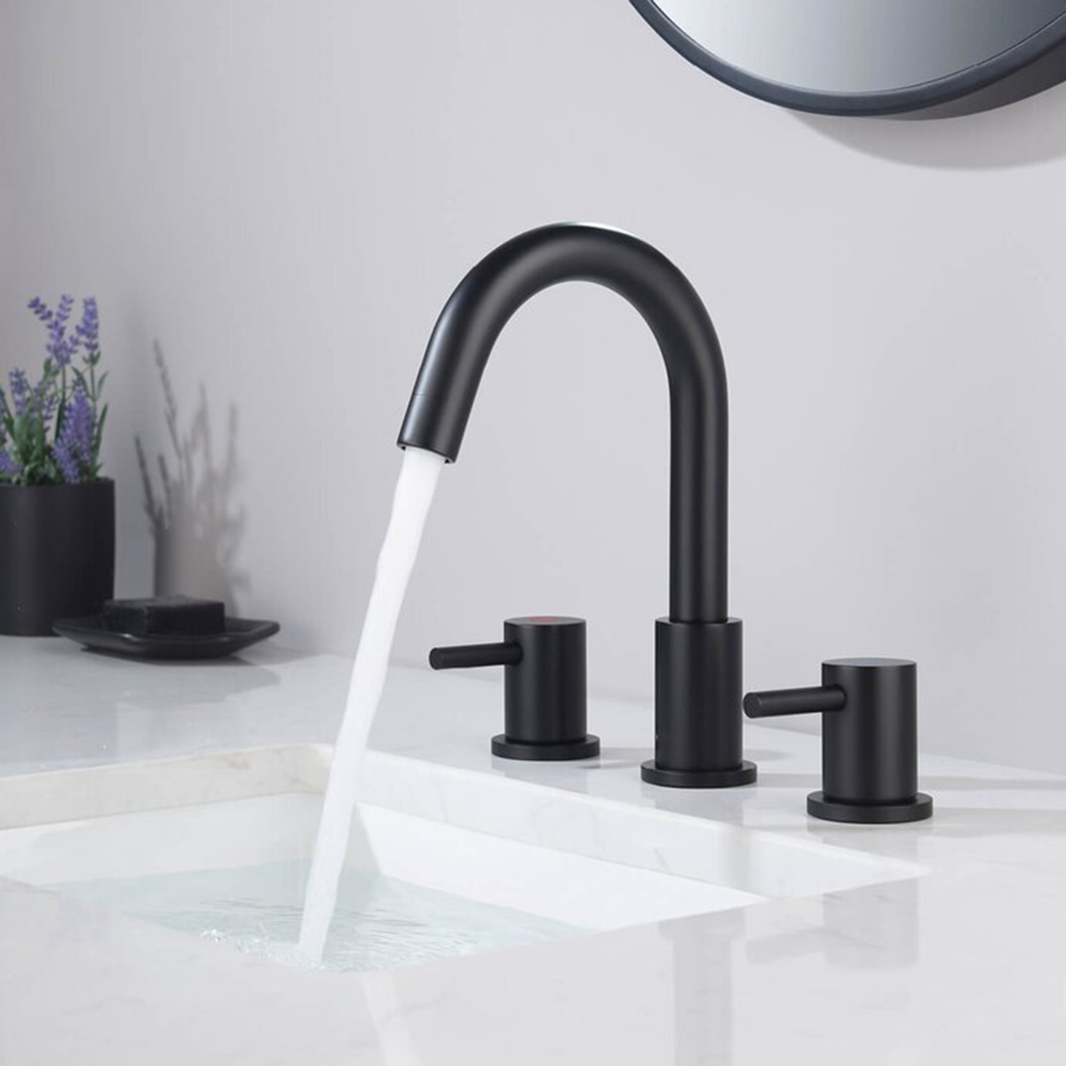 Aquacubic cUPC Rubinetto per bagno nero opaco diffuso da 8 pollici a 3 fori con arco basso a 2 maniglie