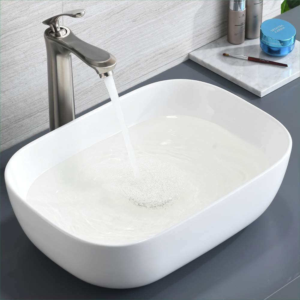 Produttore cinese RV Artistic Porcelain Oval sopra il bancone del bagno Vanity White Ceramic Art Lavello