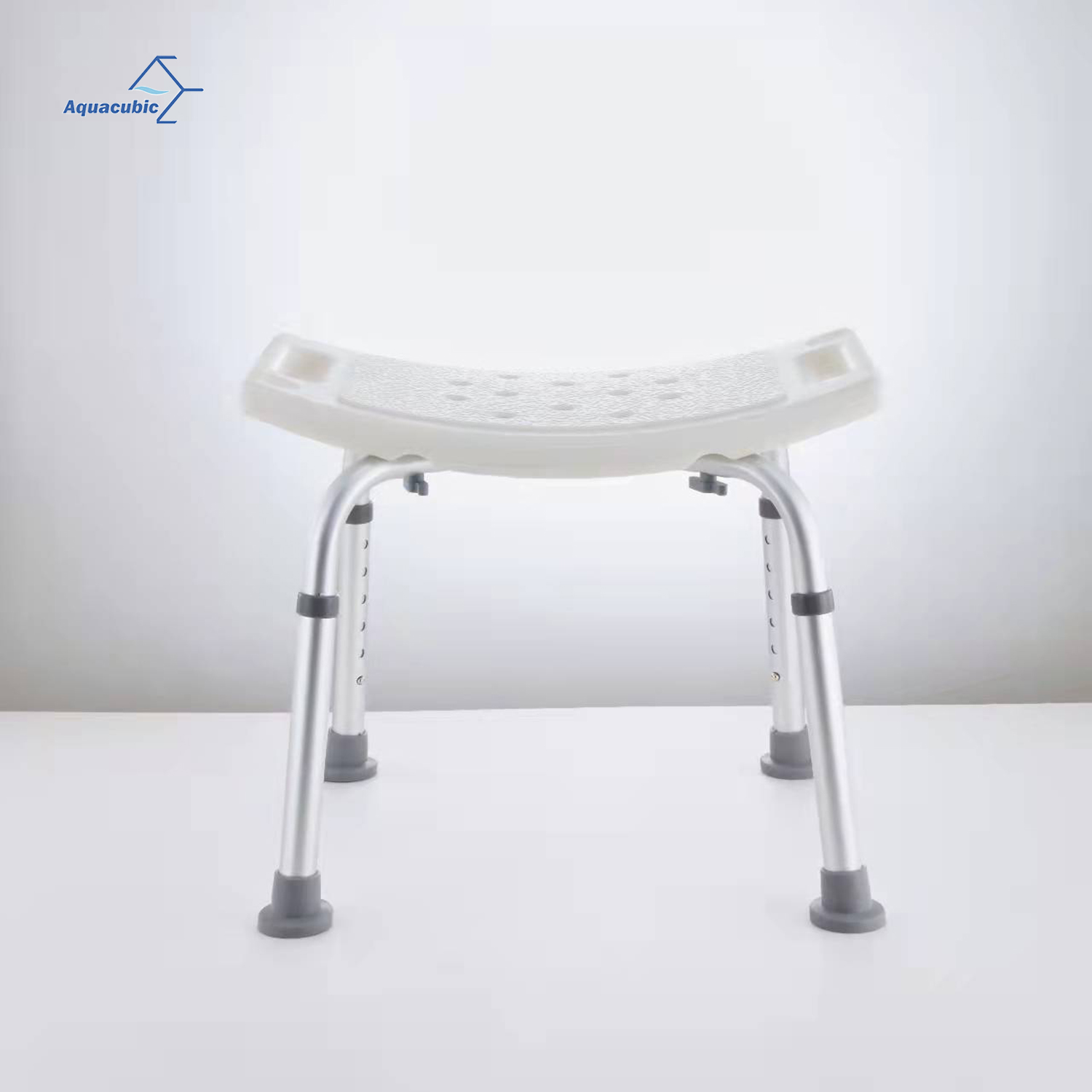 Sedile da bagno in alluminio regolabile in altezza, piccola sedia da bagno, sedia da doccia per anziani